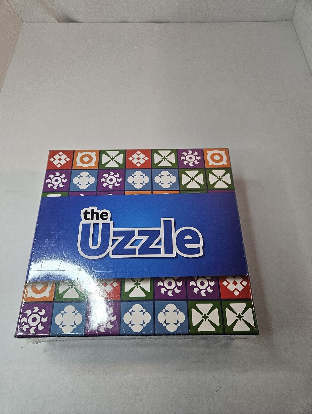 The Uzzle Card Game - Colorful Pattern Puzzle Brand New In Wrapper.